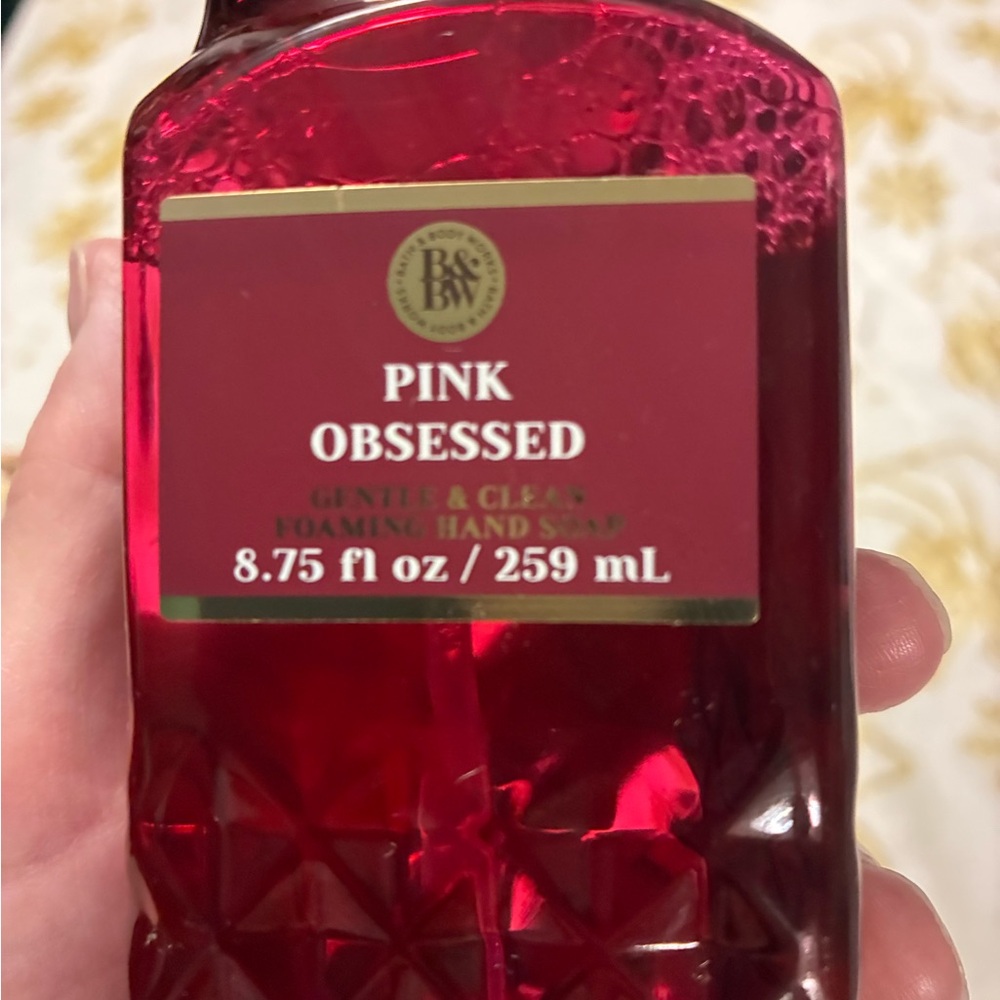 NWT BBW’s Pink Obsessed Foaming Hand Soap (4) - Picture 3 of 4